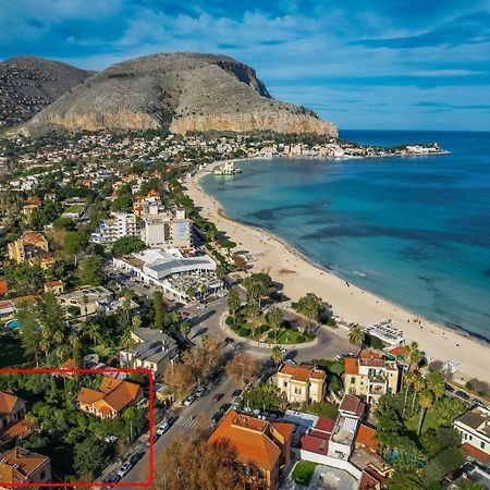 Mondello Beach Luxury Apartments Палермо Екстер'єр фото